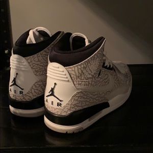 Air Jordan Legacy 312